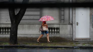 Las lluvias se quedan unos días mas en Rosario.