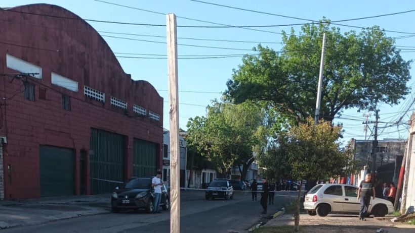 Ataque a tiros en Cafferata y Rueda dejó un hombre muerto y dos heridos