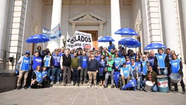 Los docentes públicos llevaron su reclamo contra la reforma previsional a la Justicia, pero fue rechazado.