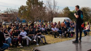 La presentación de los proyectos pensados por los adolescentes y jóvenes de Pérez.