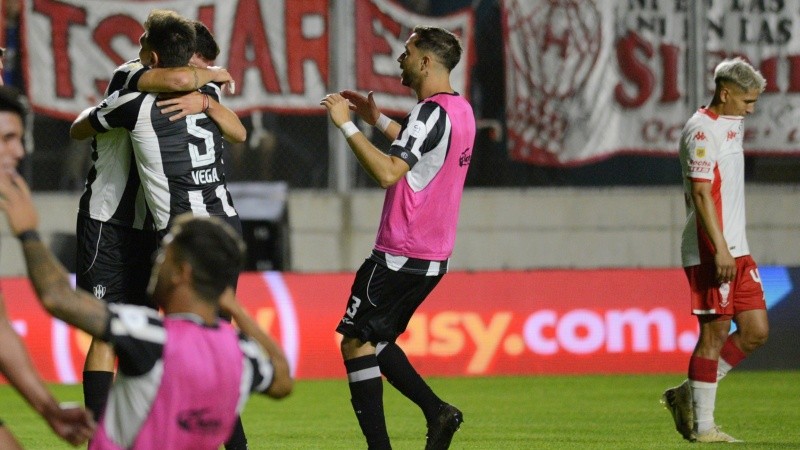 El Ferroviario celebró y jugará uno de los partidos más importantes de su historia.