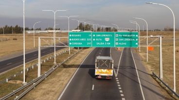 Una de las obras a financiar es el tercer carril de la autopista en el acceso a San Lorenzo.