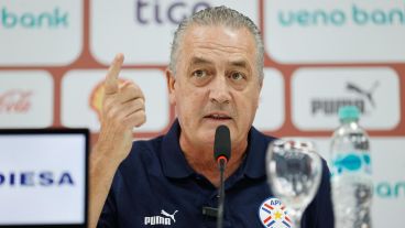 Alfaro está invicto con Paraguay en cinco partidos y metió al equipo en zona de clasificación al Mundial 2026.