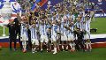 Con la victoria ante Perú, la selección argentina le puso el moño a otro año inolvidable