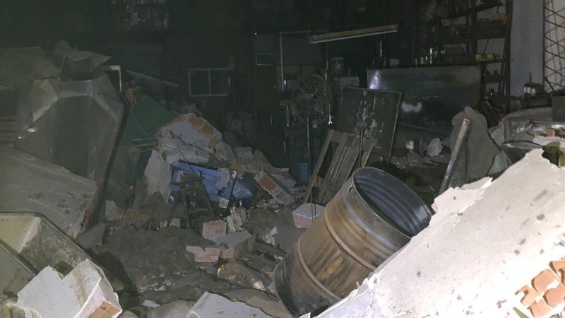 Así quedó el interior de la panadería.