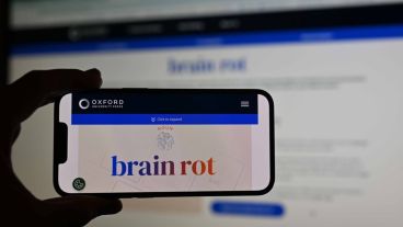 El diccionario de Oxford escogió la expresión "brain rot" como el término del 2024.