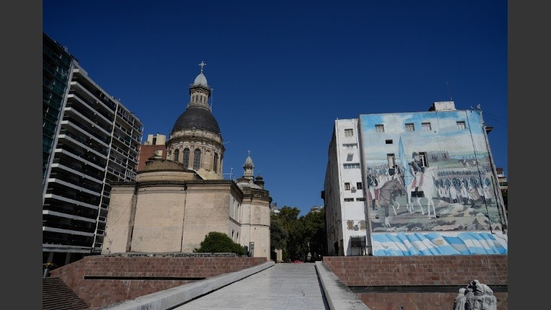 La zona de la fuente y de la estatuas de Lola Mora.