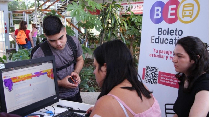 “El Boleto Educativo es un derecho por el que luchamos muchos años y hoy lo estamos modernizando y potenciando