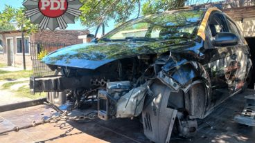 El vehículo estaba en una vivienda de calle Bello al 4000.