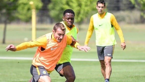 Ruben, Cabezas y Herrera, en la enfermería.